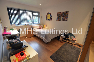Thumbnail photo of 3 Bedroom Ground Floor Flat in 12 The Poplars, Leeds, LS6 2BT