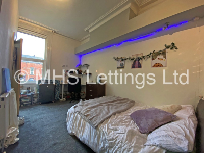 Thumbnail photo of 8 Bedroom Mid Terraced House in 28 Brudenell Road, Leeds, LS6 1BD