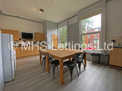 Thumbnail photo of 8 Bedroom Mid Terraced House in 28 Brudenell Road, Leeds, LS6 1BD