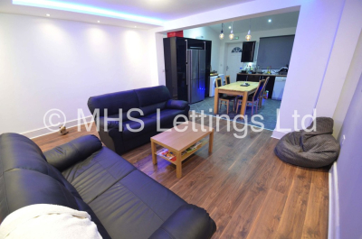 Thumbnail photo of 7 Bedroom Mid Terraced House in 5 Brudenell Grove, Leeds, LS6 1HP