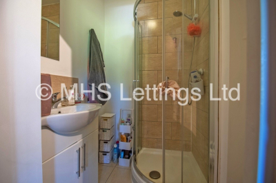 Thumbnail photo of 7 Bedroom End Terraced House in 73 Victoria Road, Leeds, LS6 1DR