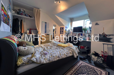 Thumbnail photo of 7 Bedroom End Terraced House in 73 Victoria Road, Leeds, LS6 1DR