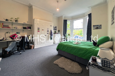 Thumbnail photo of 8 Bedroom Mid Terraced House in 19 Ash Grove, Leeds, LS6 1AX