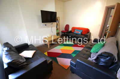 Thumbnail photo of 5 Bedroom Mid Terraced House in 24 Hessle Avenue, Leeds, LS6 1EF
