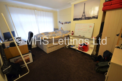 Thumbnail photo of 3 Bedroom Mid Terraced House in 4 Mayville Avenue, Leeds, LS6 1NQ