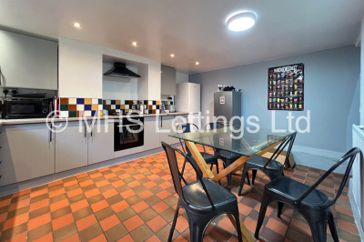 Thumbnail photo of 5 Bedroom Mid Terraced House in 16 Hessle Avenue, Leeds, LS6 1EF