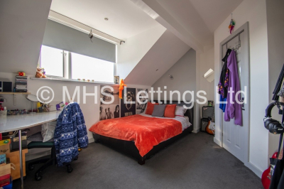 Thumbnail photo of 5 Bedroom Mid Terraced House in 6 Ashville View, Leeds, LS6 1LT