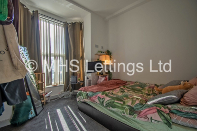 Thumbnail photo of 5 Bedroom Mid Terraced House in 6 Ashville View, Leeds, LS6 1LT