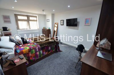 Thumbnail photo of 3 Bedroom Detached House in 12 Harold Mount, Leeds, LS6 1PW