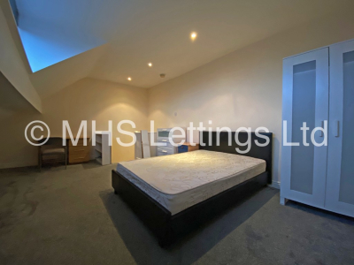 Thumbnail photo of 3 Bedroom Mid Terraced House in 50 Woodside Place, Leeds, LS4 2QU