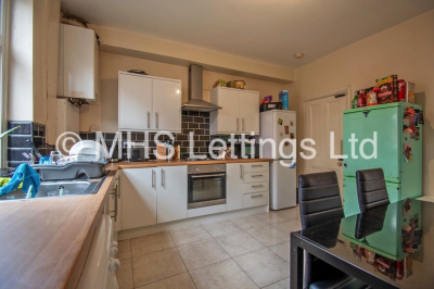 Thumbnail photo of 4 Bedroom Mid Terraced House in 62 Royal Park Road, Leeds, LS6 1JJ