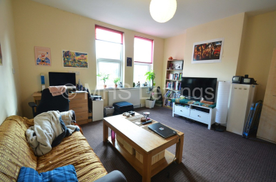 Thumbnail photo of 2 Bedroom Flat in 47 Back Brudenell Grove, Leeds, LS6 1HR