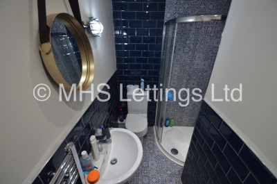 Thumbnail photo of 6 Bedroom Mid Terraced House in 72 Royal Park Avenue, Leeds, LS6 1EY