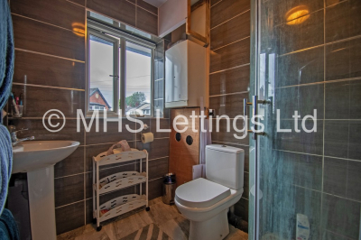 Thumbnail photo of 3 Bedroom End Terraced House in Newport Road, Leeds, LS6 3BZ