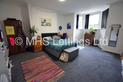 Thumbnail photo of 9 Bedroom Mid Terraced House in 167 Belle Vue Road, Leeds, LS3 1HG