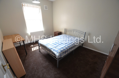 Thumbnail photo of 2 Bedroom Mid Terraced House in 16 Harold Place, Leeds, LS6 1PQ