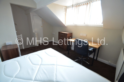 Thumbnail photo of 2 Bedroom Mid Terraced House in 16 Harold Place, Leeds, LS6 1PQ