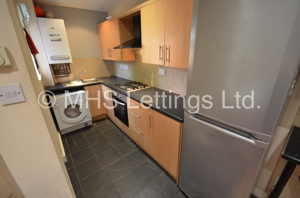 Photo of 1 Bedroom Shared House in Room 3, 36 Hartley Grove, Leeds, LS6 2LD