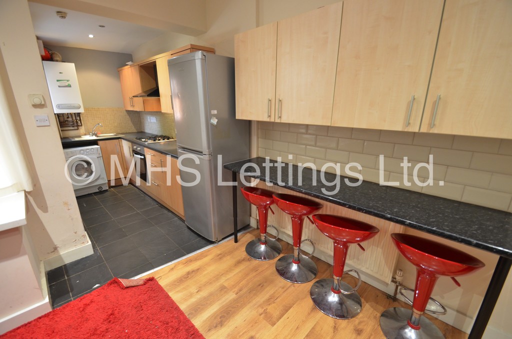 Photo of 1 Bedroom Shared House in Room 3, 36 Hartley Grove, Leeds, LS6 2LD