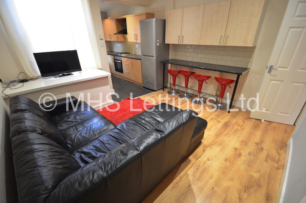 Photo of 1 Bedroom Shared House in Room 3, 36 Hartley Grove, Leeds, LS6 2LD