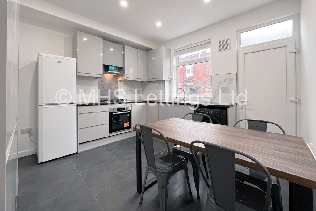 20 Welton Grove, Leeds, LS6 1ES
