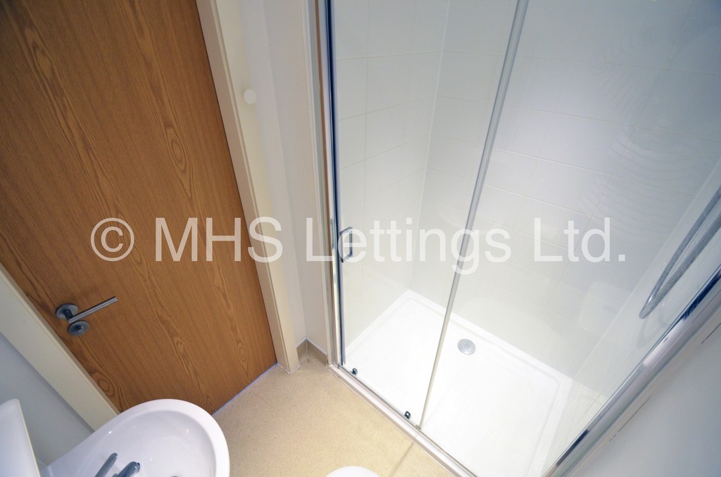 Photo of 1 Bedroom Studio in Flat 37, The Pavilion, St. Michaels Lane, Leeds