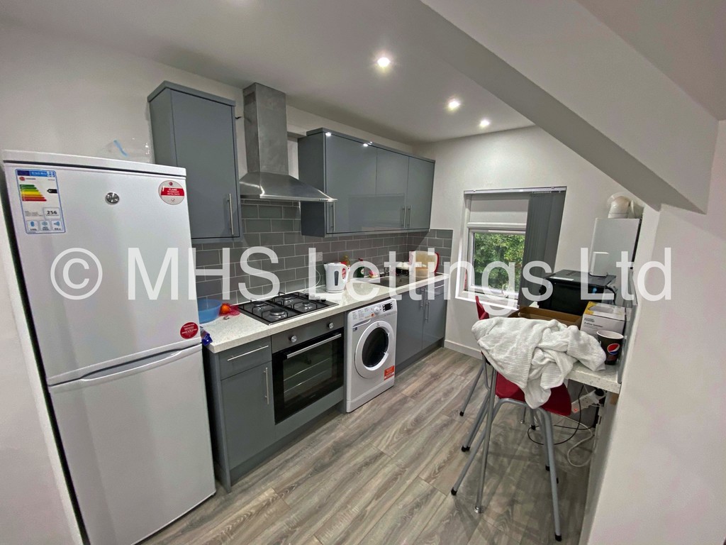 Photo of 2 Bedroom Penthouse in Flat 3, 24 Kensington Terrace, Leeds, LS6 1BE