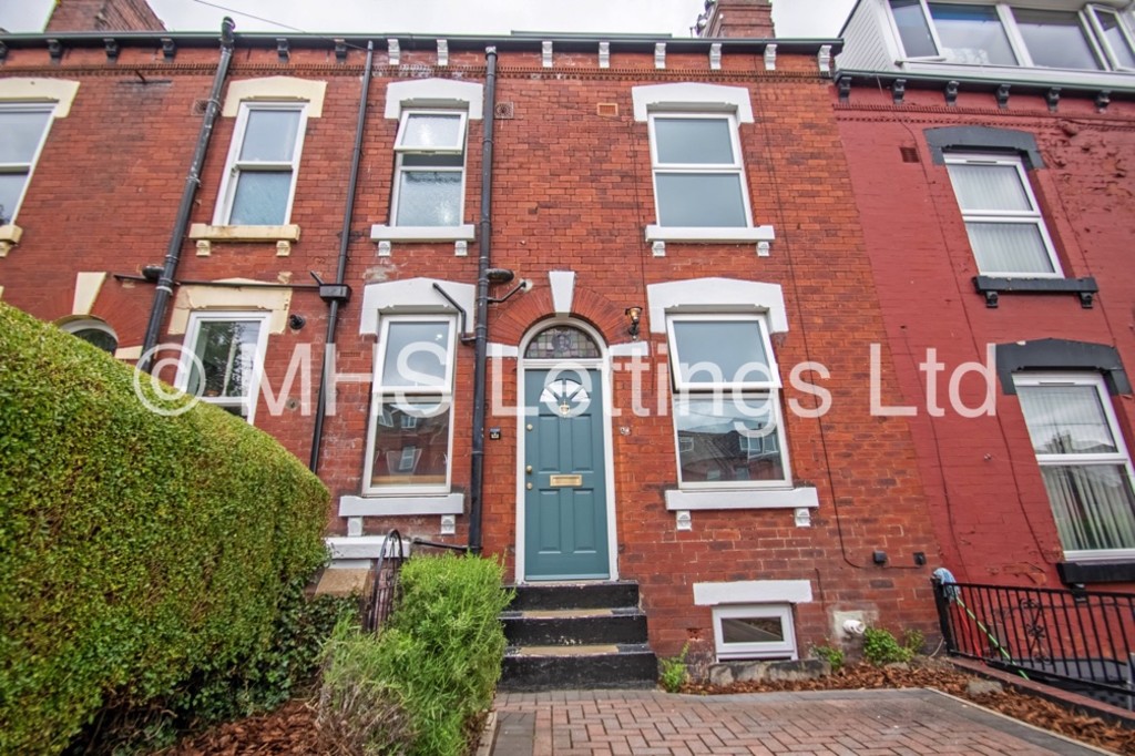 Photo of 2 Bedroom Mid Terraced House in 24 Haddon Place, Leeds, LS4 2JU