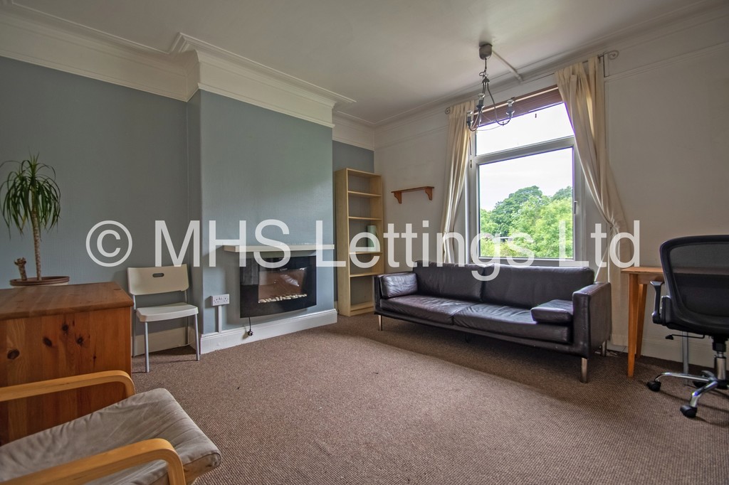 Photo of 1 Bedroom Flat in 1st Floor Flat, 4 Norville Terrace, Leeds, LS6 1BS