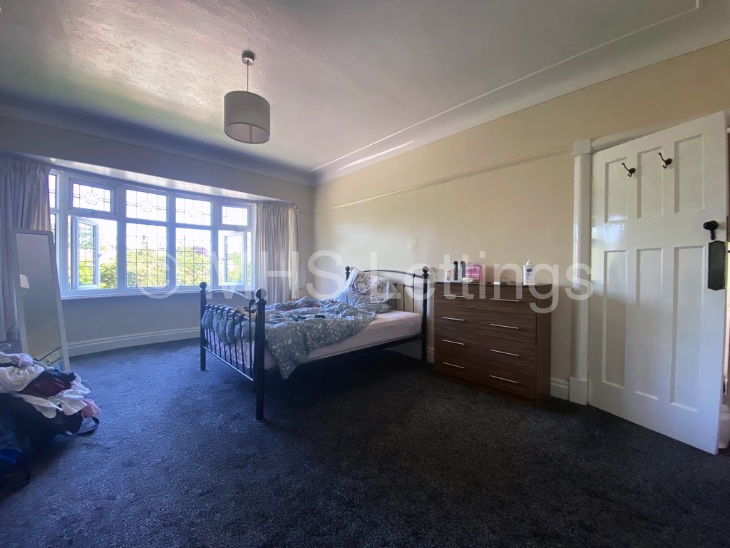 Photo of 2 Bedroom Flat in 129b Otley Road, Leeds, LS6 3PX