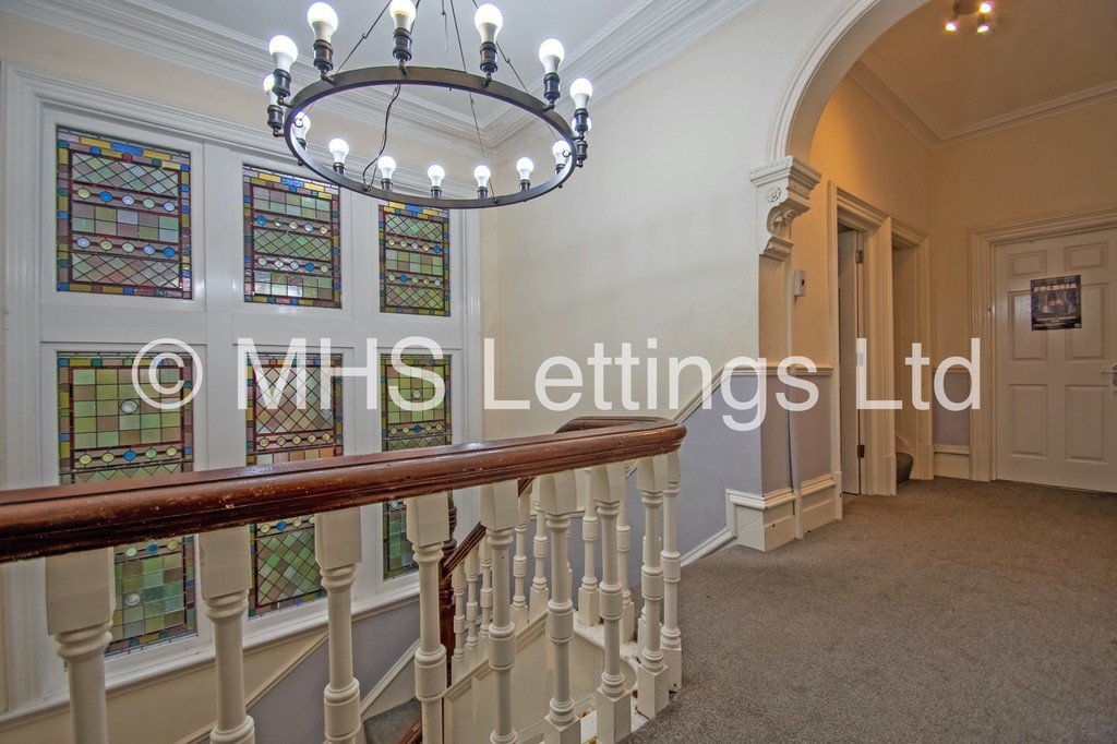 Photo of 12 Bedroom End Terraced House in Regent House, 4 Grosvenor Road, Leeds, LS6 2DZ