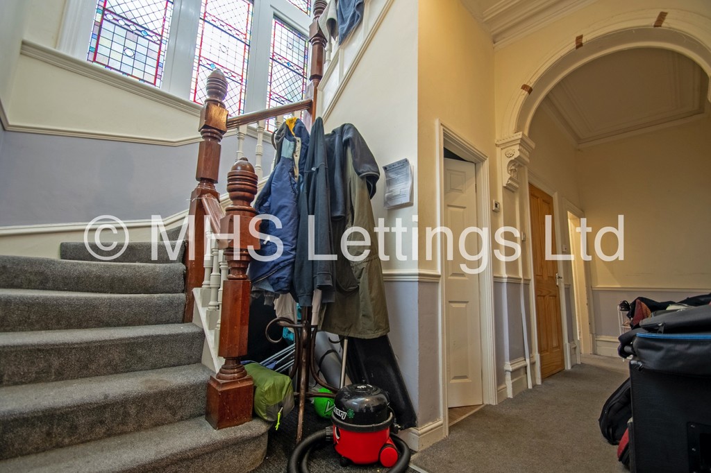 Photo of 12 Bedroom End Terraced House in Regent House, 4 Grosvenor Road, Leeds, LS6 2DZ
