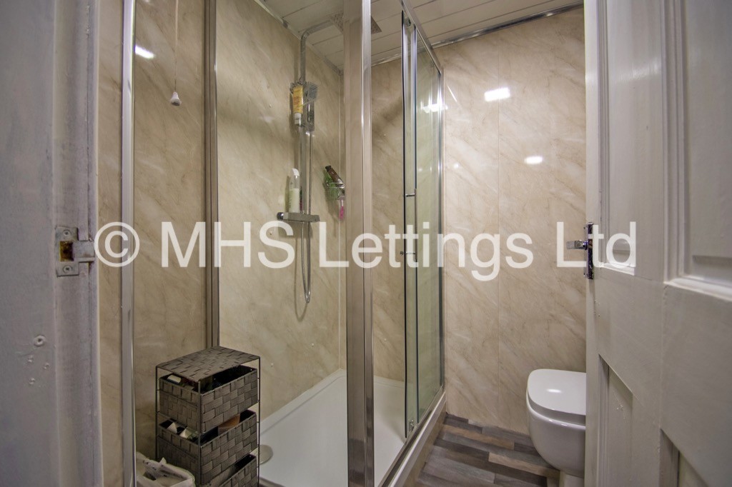 Photo of 2 Bedroom Flat in 4a Grosvenor Road, Leeds, LS6 2DZ