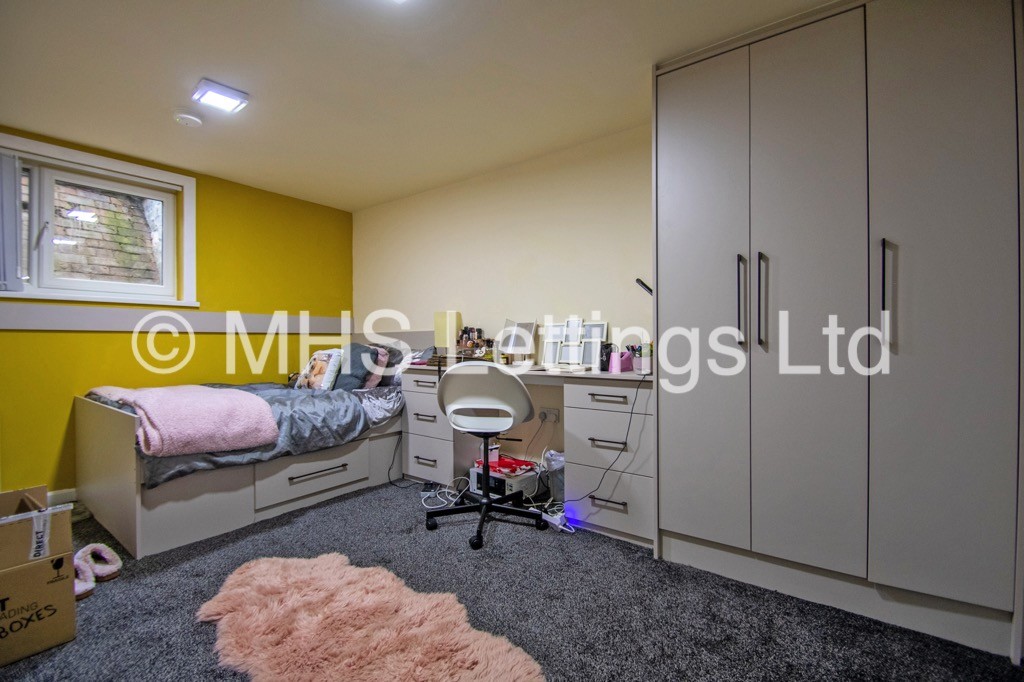 Photo of 2 Bedroom Flat in 4a Grosvenor Road, Leeds, LS6 2DZ