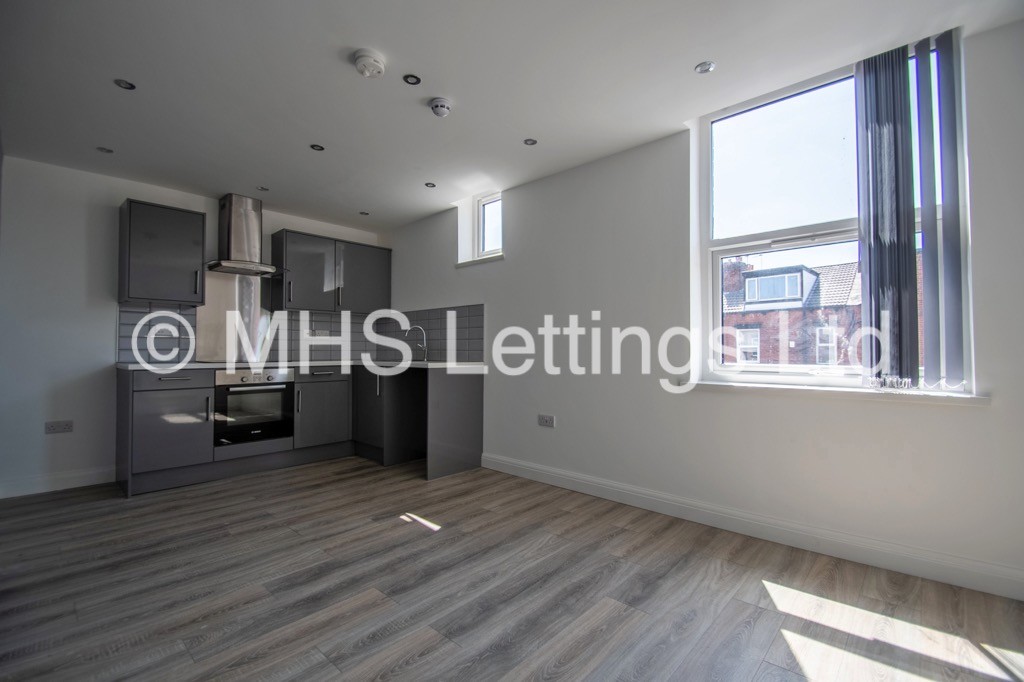 Photo of 1 Bedroom Flat in Flat 2, 1 Raincliffe Street, Leeds, LS9 9LW