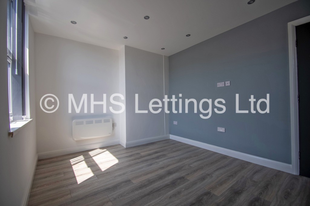 Photo of 1 Bedroom Flat in Flat 2, 1 Raincliffe Street, Leeds, LS9 9LW