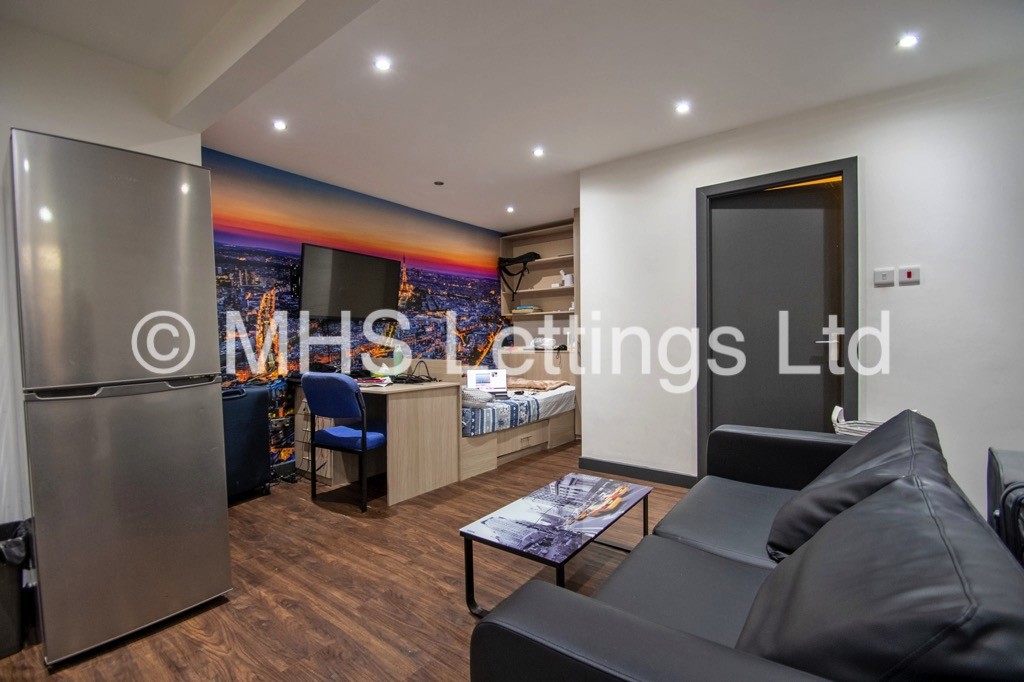 Photo of 1 Bedroom Studio in 19b Royal Park Terrace, Leeds, LS6 1EX