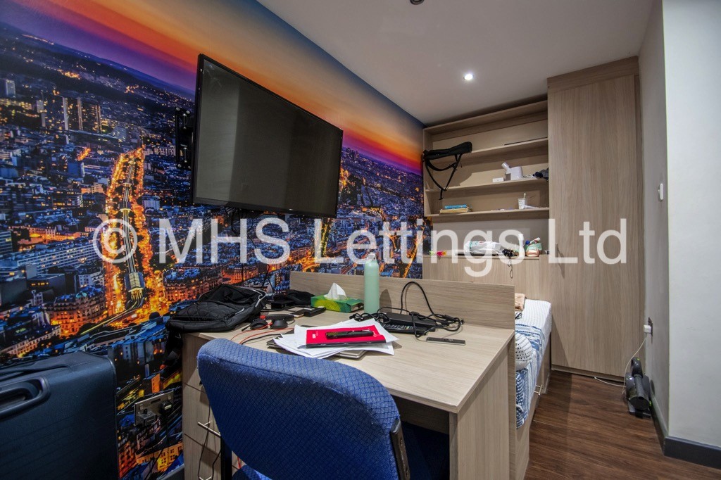 Photo of 1 Bedroom Studio in 19b Royal Park Terrace, Leeds, LS6 1EX