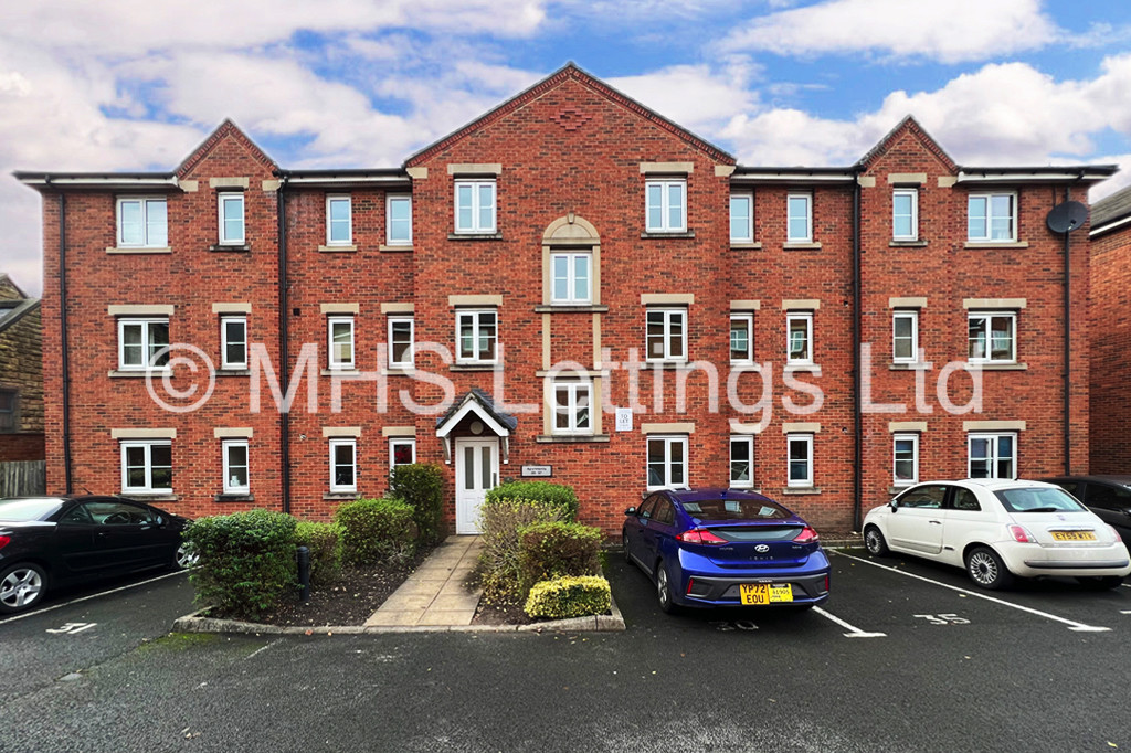 Photo of 4 Bedroom Flat in 30 Abbots Mews, Leeds, LS4 2AB