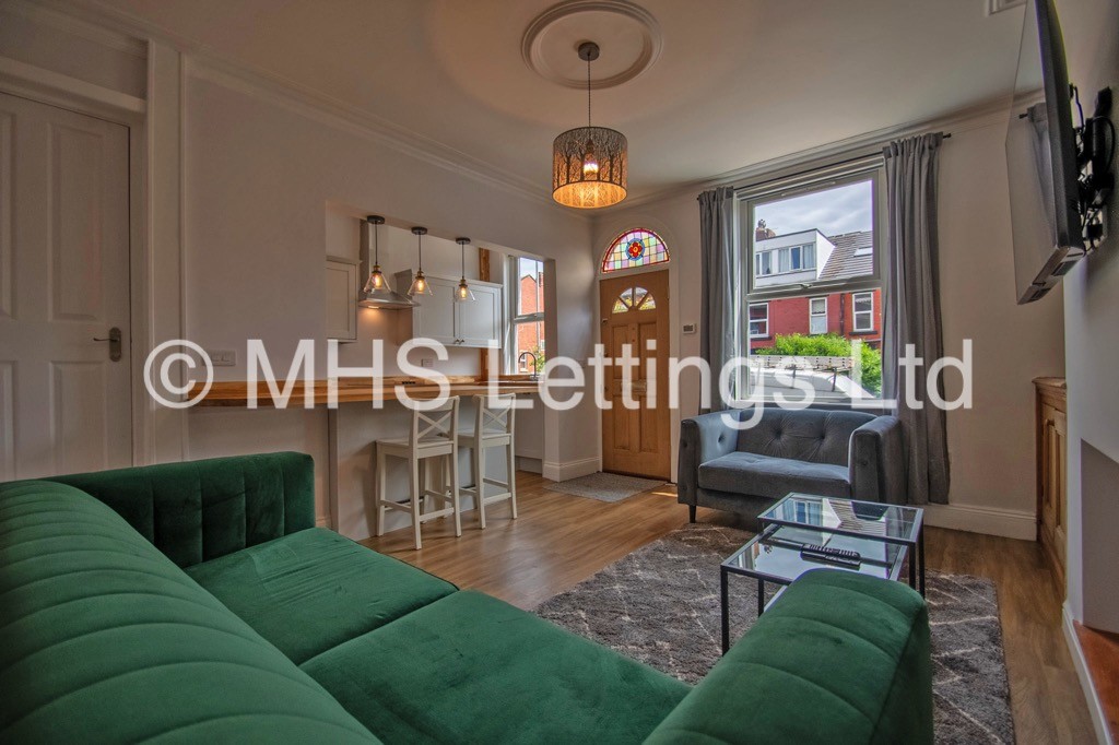 Photo of 2 Bedroom Mid Terraced House in 35 Haddon Avenue, Leeds, LS4 2JF