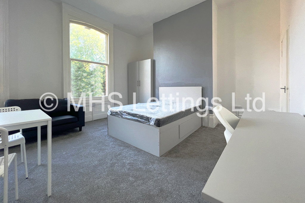 Photo of 1 Bedroom Flat in Flat 2, 22 Brudenell Road, Leeds, LS6 1BD