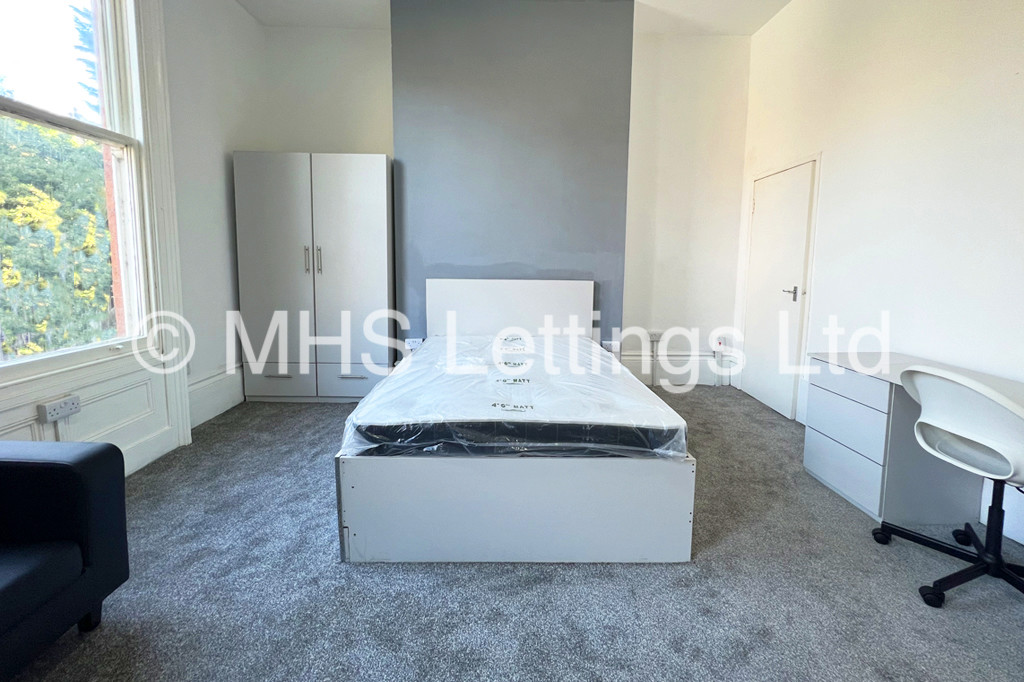 Photo of 1 Bedroom Flat in Flat 2, 22 Brudenell Road, Leeds, LS6 1BD