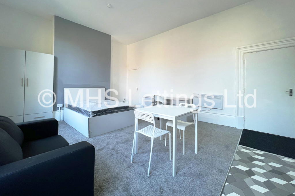 Photo of 1 Bedroom Flat in Flat 2, 22 Brudenell Road, Leeds, LS6 1BD