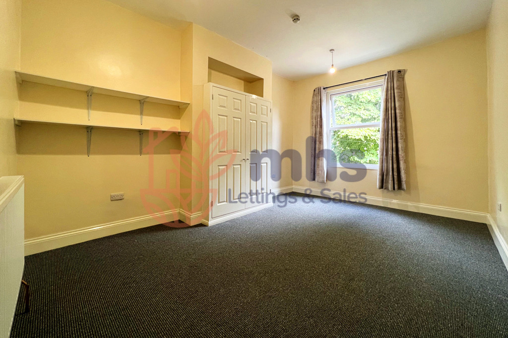 Photo of 1 Bedroom Flat in Flat 2, 11 Regent Park Terrace, Leeds, LS6 2AX
