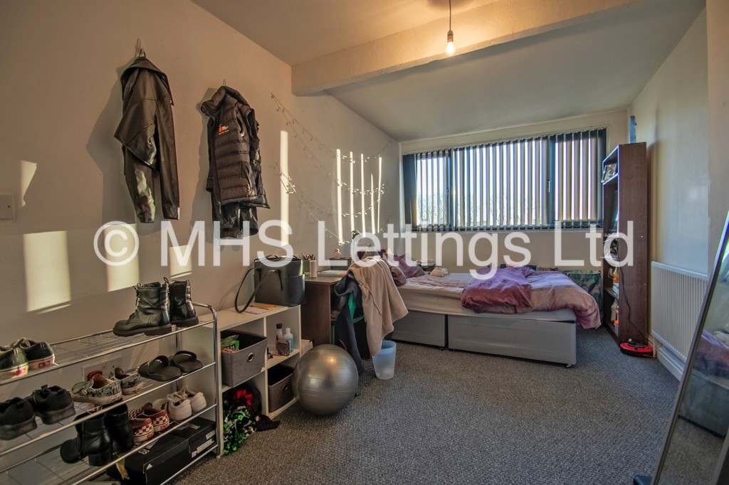 Photo of 5 Bedroom Apartment in 23 Kelso Road, Leeds, LS2 9PR