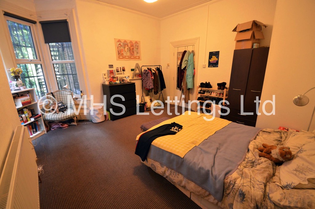 Photo of 3 Bedroom Ground Floor Flat in 79a Cardigan Road, Leeds, LS6 1EB
