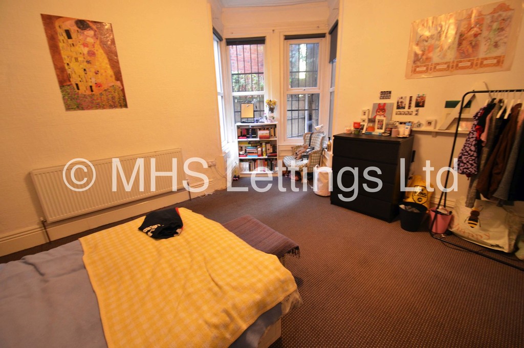 Photo of 3 Bedroom Ground Floor Flat in 79a Cardigan Road, Leeds, LS6 1EB
