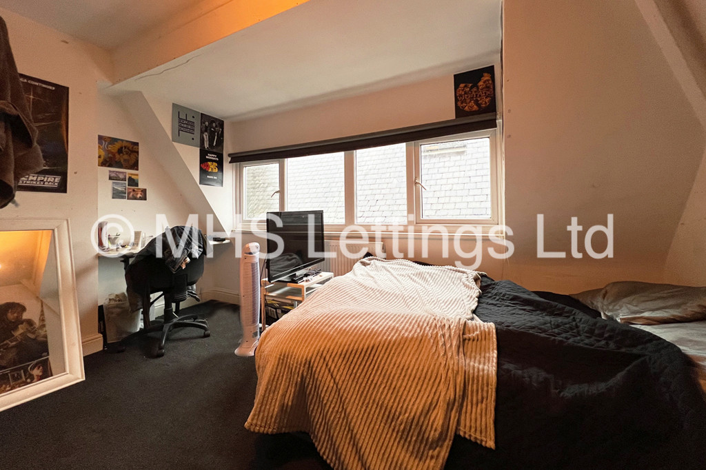 Photo of 7 Bedroom Apartment in 79b Cardigan Road, Leeds, LS6 1EB