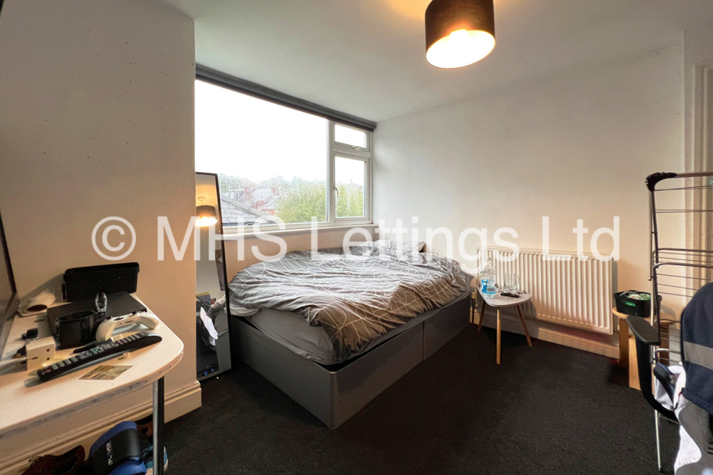 Photo of 7 Bedroom Apartment in 79b Cardigan Road, Leeds, LS6 1EB