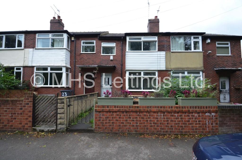 Photo of 3 Bedroom Mid Terraced House in 25 Park View Road, Leeds, LS4 2LG
